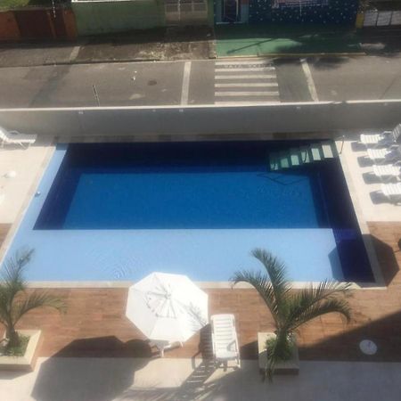 Apartamento Na Praia De Enseada גוארויה מראה חיצוני תמונה
